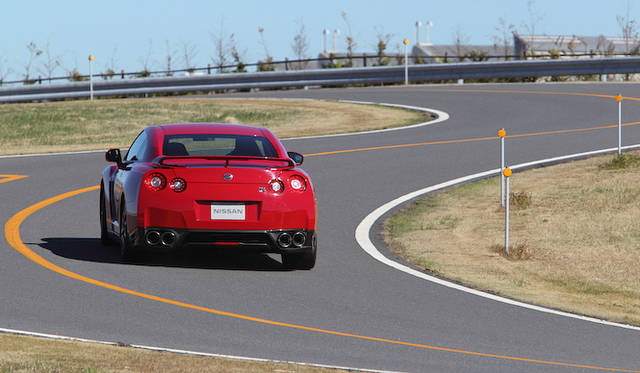 <strong>Nissan GT-R｜日産 GT-R</strong>