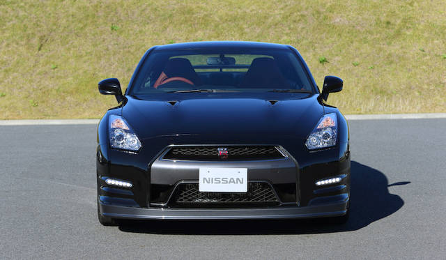 <strong>Nissan GT-R｜日産 GT-R</strong>