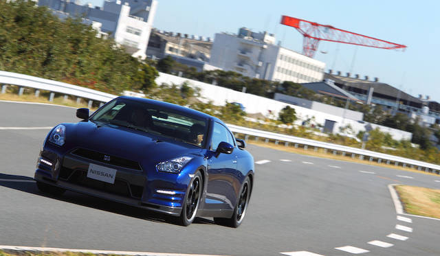 <strong>Nissan GT-R｜日産 GT-R</strong>