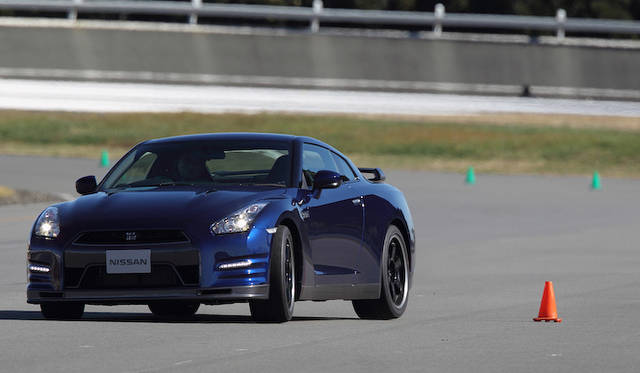 <strong>Nissan GT-R｜日産 GT-R</strong>