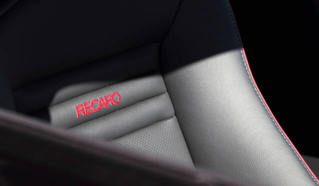 <strong>Nissan GT-R｜日産 GT-R</strong>