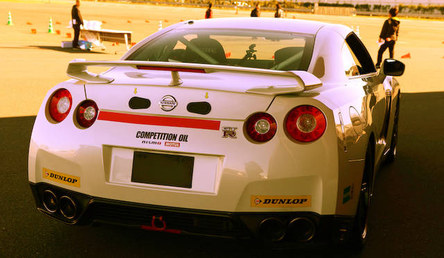 <strong>Nissan GT-R｜日産 GT-R</strong><br />試乗会場には、サーキット走行専用の「Club Track edition」も展示されていた