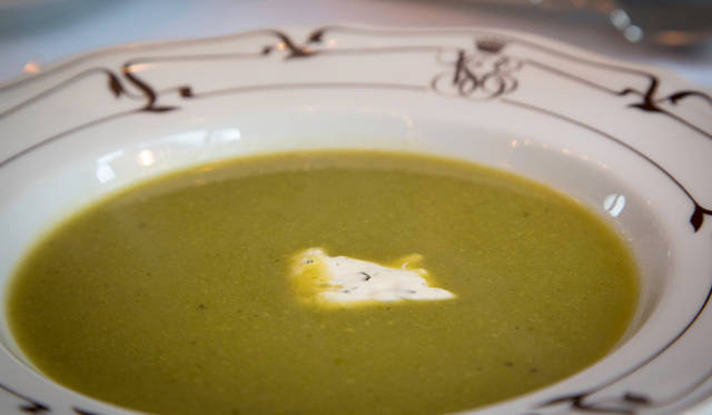 <strong>伝統と革新の英国ロイヤル文化を巡る旅</strong>　