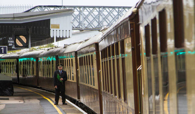 <strong>伝統と革新の英国ロイヤル文化を巡る旅</strong>