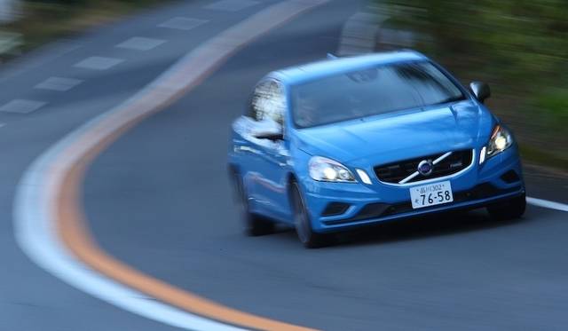 <strong>Volvo S60 AWD R-Design Polestar Performance package｜<br />ボルボ S60 AWD Rデザイン ポールスター パフォーマンス パッケージ</strong>