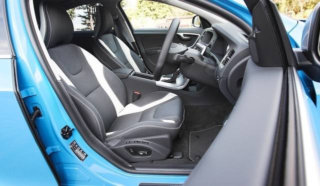 <strong>Volvo S60 AWD R-Design Polestar Performance package｜<br />ボルボ S60 AWD Rデザイン ポールスター パフォーマンス パッケージ</strong>