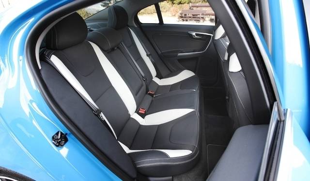 <strong>Volvo S60 AWD R-Design Polestar Performance package｜<br />ボルボ S60 AWD Rデザイン ポールスター パフォーマンス パッケージ</strong>