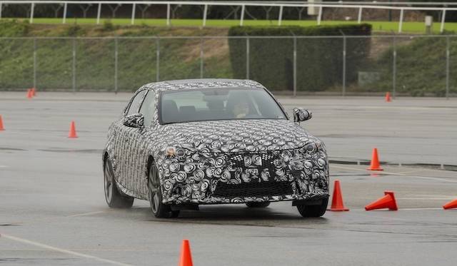 <strong>Lexus IS Prototype｜レクサス IS プロトタイプ</strong>