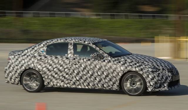 <strong>Lexus IS Prototype｜レクサス IS プロトタイプ</strong>