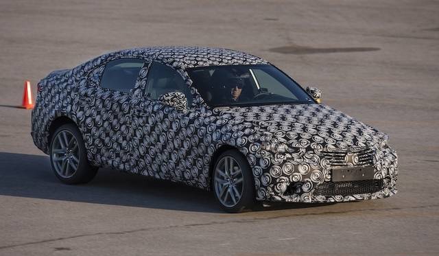 <strong>Lexus IS Prototype｜レクサス IS プロトタイプ</strong>