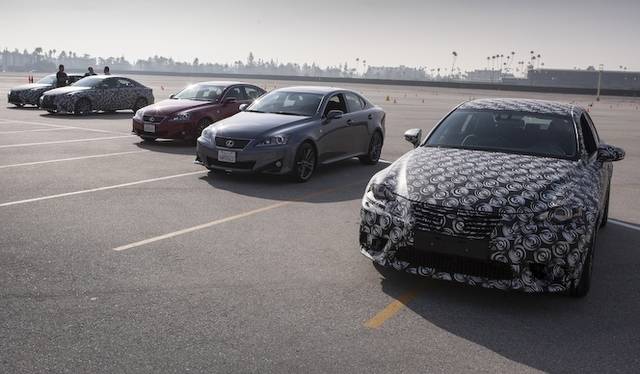 <strong>Lexus IS Prototype｜レクサス IS プロトタイプ</strong>