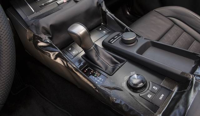 <strong>Lexus IS Prototype｜レクサス IS プロトタイプ</strong>