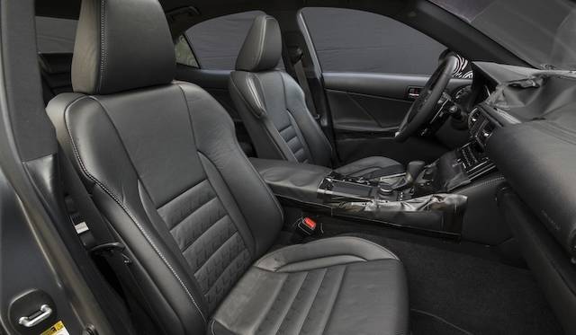 <strong>Lexus IS Prototype｜レクサス IS プロトタイプ</strong>