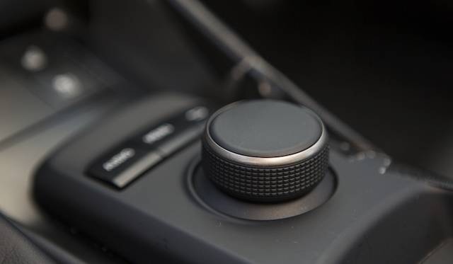 <strong>Lexus IS Prototype｜レクサス IS プロトタイプ</strong>