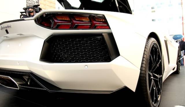 <strong>Lamborghini Aventador LP 700-4 Roadster｜ランボルギーニ アヴェンタドール LP 700-4 ロードスター </strong>