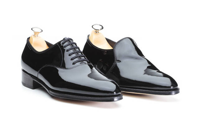 　左／「GARNIER II（ガルニエ 2）」、右／「EDWARD（エドワード）」