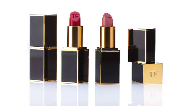 <strong>TOM FORD BEAUTY｜トム フォード ビューティ</strong>　リップ カラー各6300円（全16色）※阪急うめだ本店限定発売中