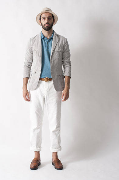 <strong>FUJITO｜フジト</strong>　2013春夏コレクション　Sportsman JKT3万5700円、Half Sleeve Polo Shirts1万5750円、Wide Trousers2万4150円、Straw Hat9450円、Leather Ring Belt1万2600円
