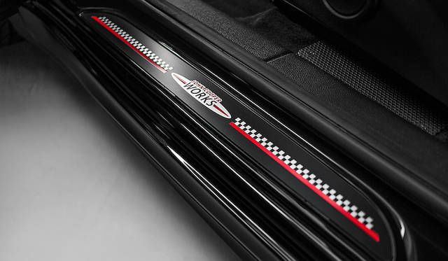 <strong>MINI John Cooper Works Paceman｜ミニ ジョン・クーパー ワークス ペースマン</strong>