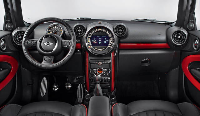 <strong>MINI John Cooper Works Paceman｜ミニ ジョン・クーパー ワークス ペースマン</strong>