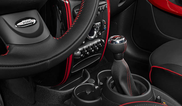 <strong>MINI John Cooper Works Paceman｜ミニ ジョン・クーパー ワークス ペースマン</strong>