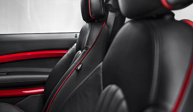 <strong>MINI John Cooper Works Paceman｜ミニ ジョン・クーパー ワークス ペースマン</strong>