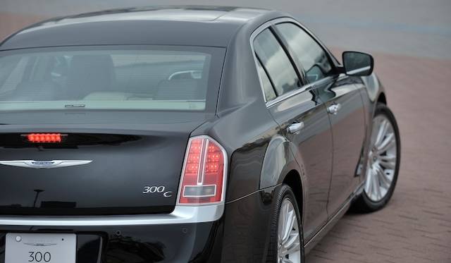 <strong>Chrysler 300C Luxury｜クライスラー 300C ラグジュアリー</strong>
