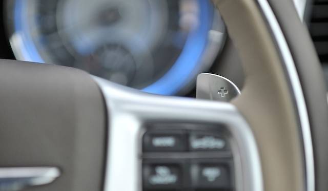 <strong>Chrysler 300C Luxury｜クライスラー 300C ラグジュアリー</strong>