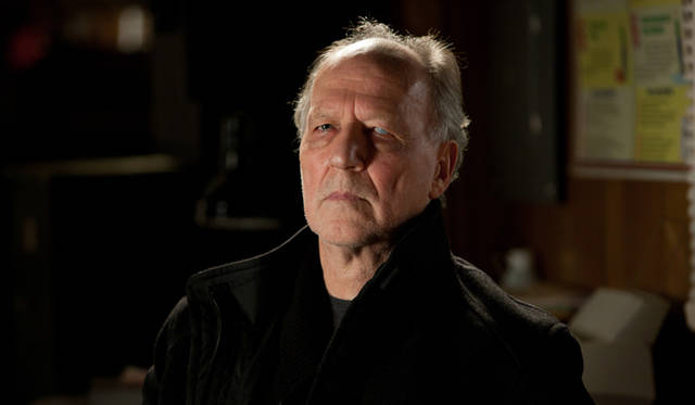 <strong>MOVIE｜『アウトロー』</strong>　事件の背後にうごめく不気味な容姿の男に扮したのはヴェルナー・ヘルツォーク © 2012 Paramount Pictures. All Rights Reserved.