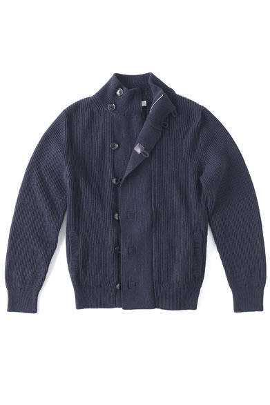 　ニットカーディガン19万9500円（エルメネジルド ゼニア／阪急メンズ東京）