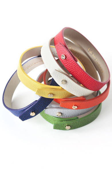 　レザーブレスレット各1万4700円（ヴァレクストラ／阪急メンズ東京）