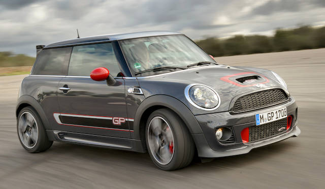 <strong>MINI John Cooer Works GP｜ミニ ジョン・クーパー・ワークス GP</strong>