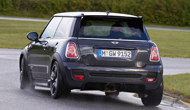 <strong>MINI John Cooer Works GP｜ミニ ジョン・クーパー・ワークス GP</strong>