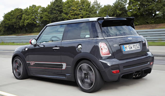 <strong>MINI John Cooer Works GP｜ミニ ジョン・クーパー・ワークス GP</strong>