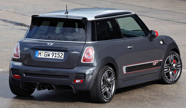 <strong>MINI John Cooer Works GP｜ミニ ジョン・クーパー・ワークス GP</strong>