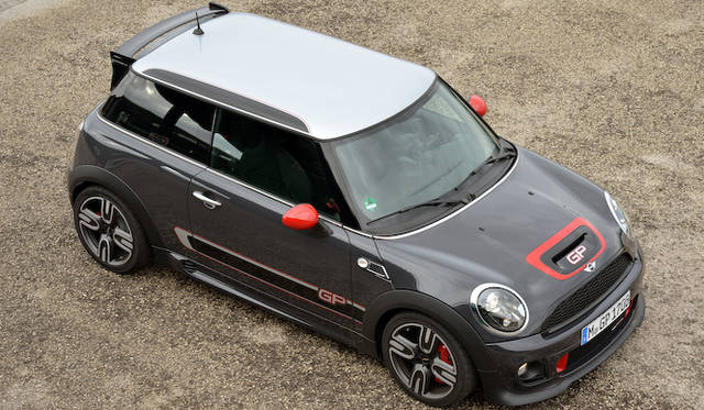 <strong>MINI John Cooer Works GP｜ミニ ジョン・クーパー・ワークス GP</strong>