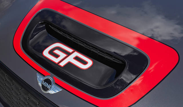 <strong>MINI John Cooer Works GP｜ミニ ジョン・クーパー・ワークス GP</strong>