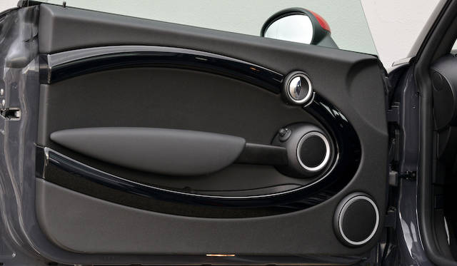 <strong>MINI John Cooer Works GP｜ミニ ジョン・クーパー・ワークス GP</strong>