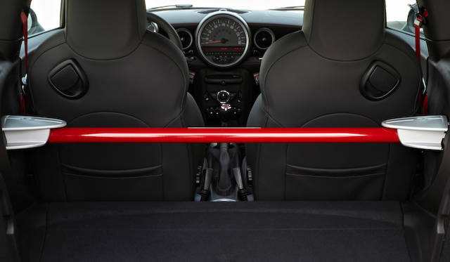 <strong>MINI John Cooer Works GP｜ミニ ジョン・クーパー・ワークス GP</strong>