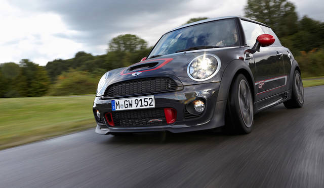 <strong>MINI John Cooer Works GP｜ミニ ジョン・クーパー・ワークス GP</strong>