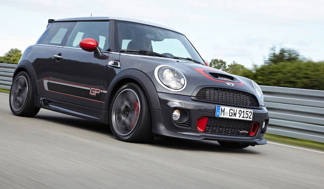 <strong>MINI John Cooer Works GP｜ミニ ジョン・クーパー・ワークス GP</strong>