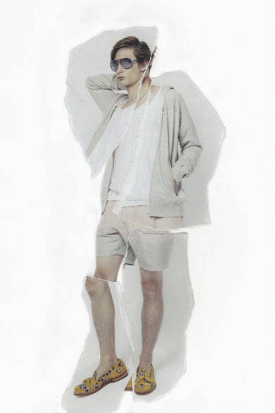 <strong>doublet｜ダブレット</strong>　2013春夏コレクション　パーカ 2万3100円、ショートパンツ 3万5700円、シューズ 6万900円