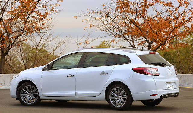 <strong>Renault Megane Estate GT Line｜ルノー メガーヌ エステートGTライン</strong>