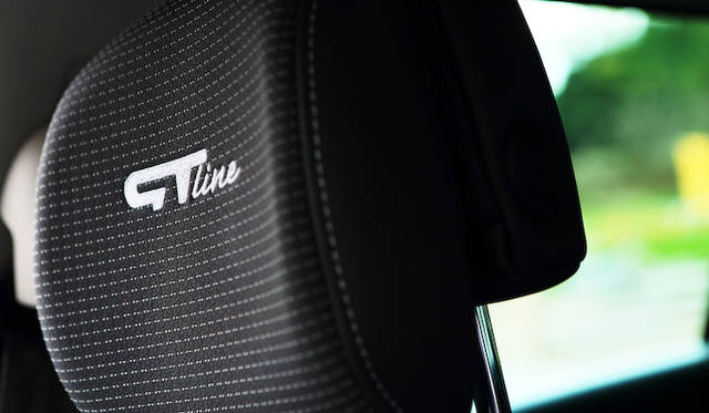 <strong>Renault Megane Estate GT Line｜ルノー メガーヌ エステートGTライン</strong>