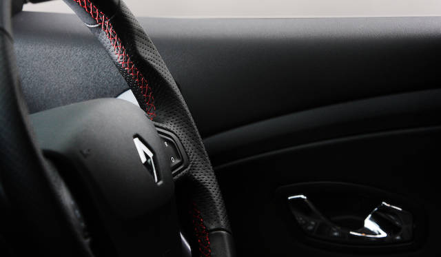 <strong>Renault Megane Estate GT Line｜ルノー メガーヌ エステートGTライン</strong>