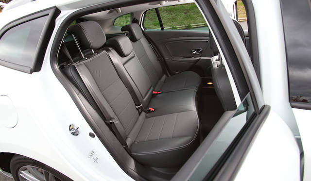 <strong>Renault Megane Estate GT Line｜ルノー メガーヌ エステートGTライン</strong>