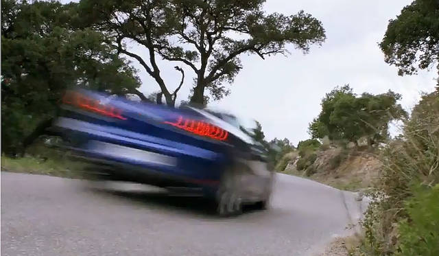 <strong>Volkswagen Golf R Cabriolet｜フォルクスワーゲン ゴルフ R カブリオレ</strong>