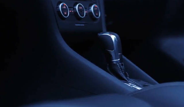 <strong>Volkswagen Golf R Cabriolet｜フォルクスワーゲン ゴルフ R カブリオレ</strong>