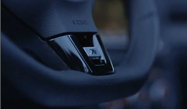 <strong>Volkswagen Golf R Cabriolet｜フォルクスワーゲン ゴルフ R カブリオレ</strong>