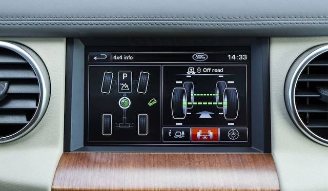 <strong>Land Rover Discovery 4｜ランドローバー ディスカバリー4</strong>